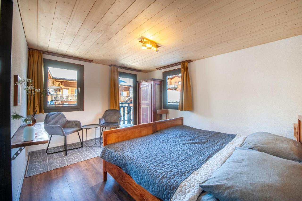 Room's chez BeNi Grächen Zewnętrze zdjęcie