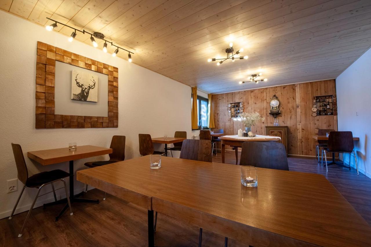 Room's chez BeNi Grächen Zewnętrze zdjęcie